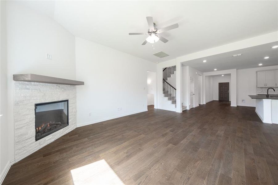 Spacious, unfurnished interior of a new home in Chalk Hill, Celina (Image 12). Spacious, unfurnished interior of a new home in Chalk Hill, Celina (Image 12).