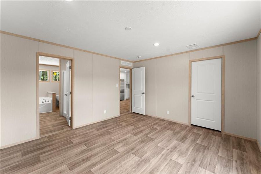 Spacious, unfurnished interior of a new home in , Lula (Image 25).