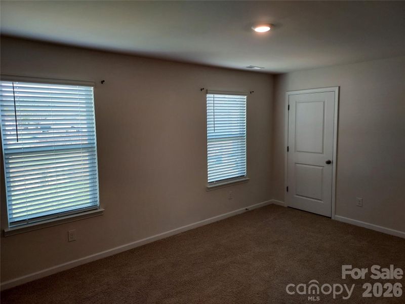 Spacious, unfurnished interior of a new home in , Waynesville (Image 12).