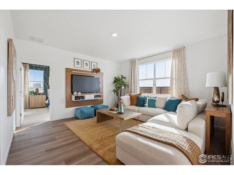 Furnished interior view inside a new home in Lakeside Canyon, Mead (Image 15).