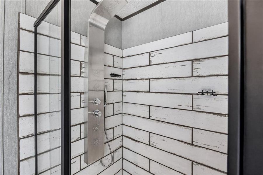 Close-up of interior finishes inside a home in , Rockmart (Image 17).