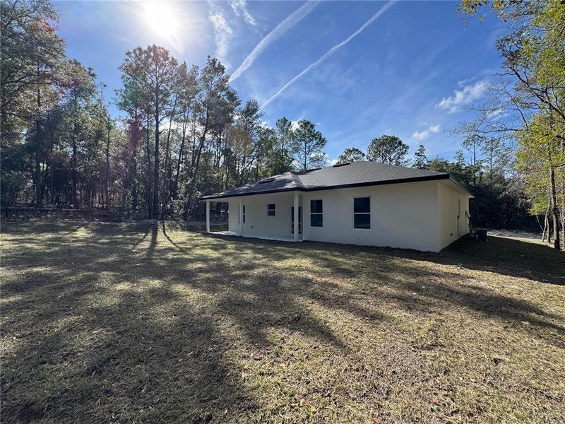 Exterior details and patio area of a home in , Dunnellon (Image 18). Exterior details and patio area of a home in , Dunnellon (Image 18).