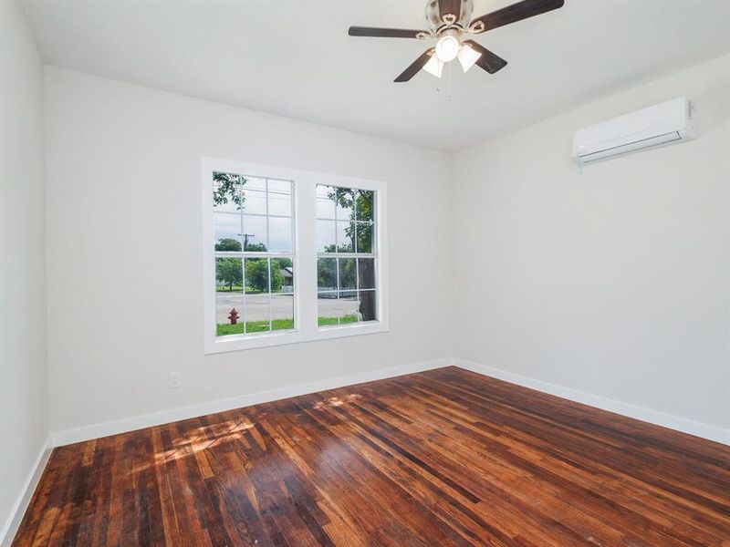 Spacious, unfurnished interior of a new home in , Brownwood (Image 27).