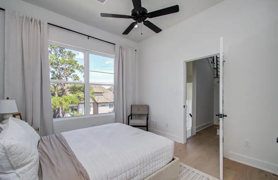 Image 5 of a home in . Image 5 of a home in .