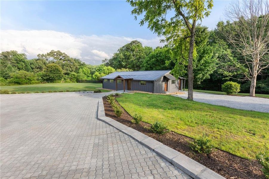 Image 74 of a home in .