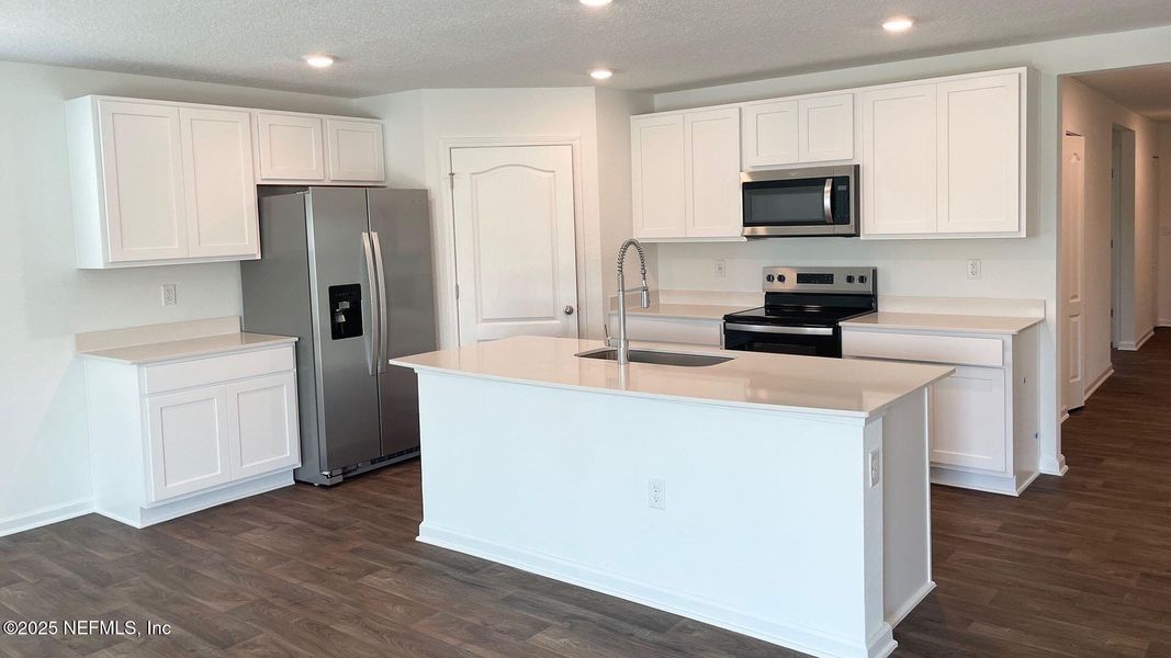 Furnished interior view inside a new home in The Arbors, Jacksonville (Image 3). Furnished interior view inside a new home in The Arbors, Jacksonville (Image 3).