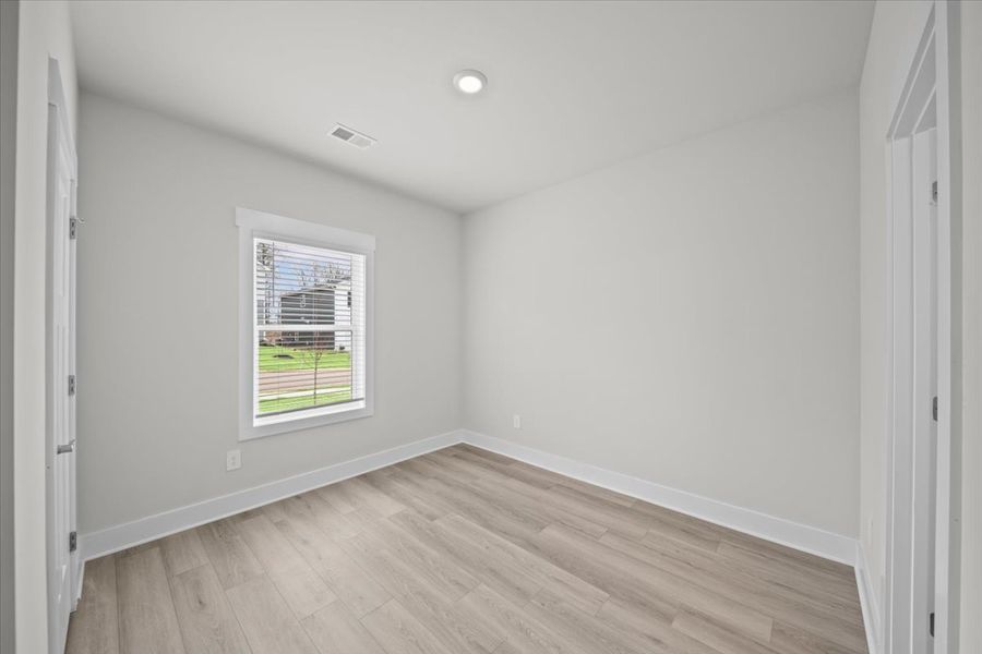 Spacious, unfurnished interior of a new home in Cedar Shoals - Signature Collection, Piedmont (Image 14).