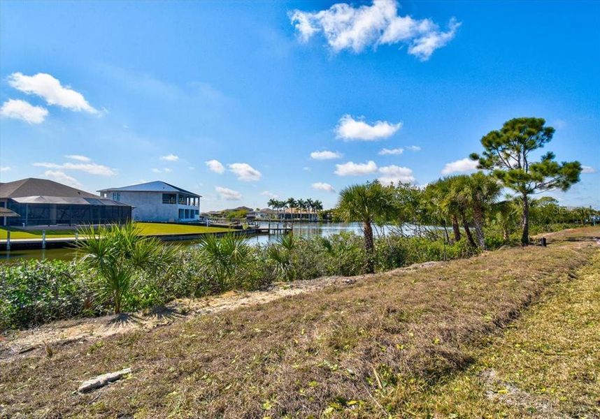 Natural landscape and outdoor views near Harbor East in Port Charlotte (Image 30).