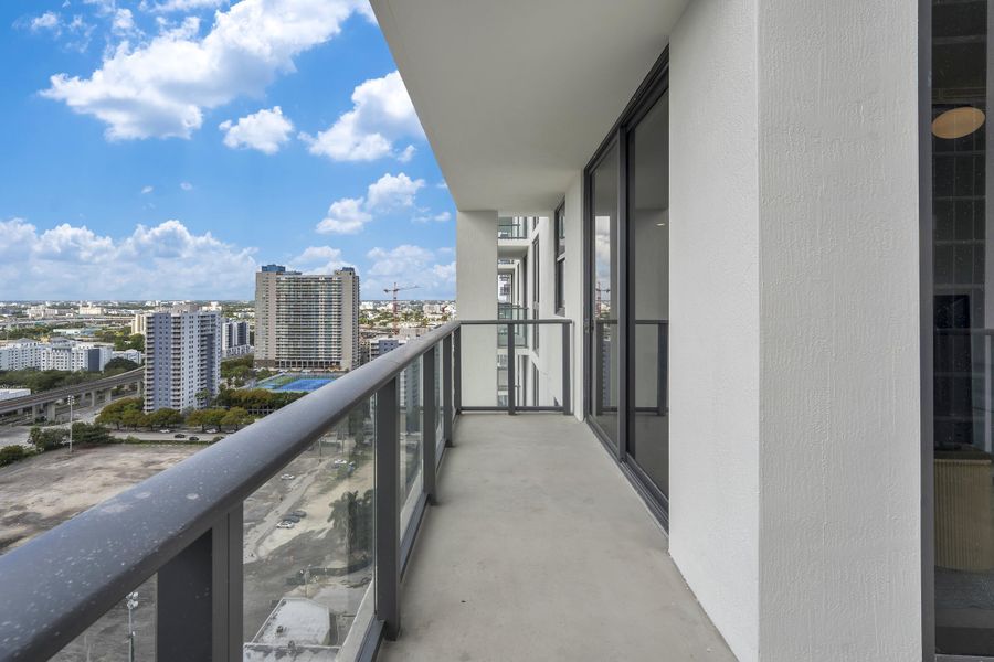 033_trevisuality_11_ne_6th_st_2201-33_69