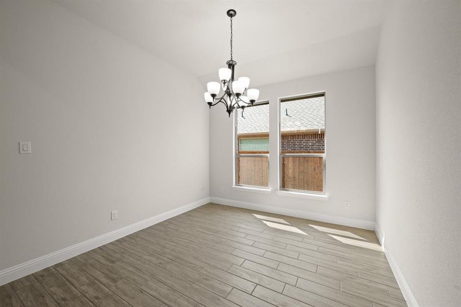 34 Harrier- Dining-1 34 Harrier- Dining-1