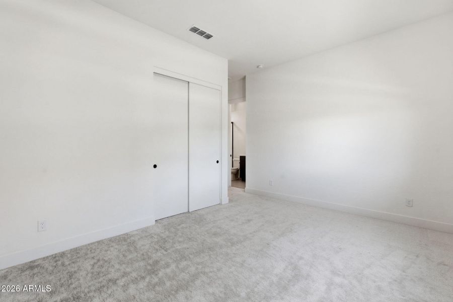 032_ListerPros (1) 032_ListerPros (1)