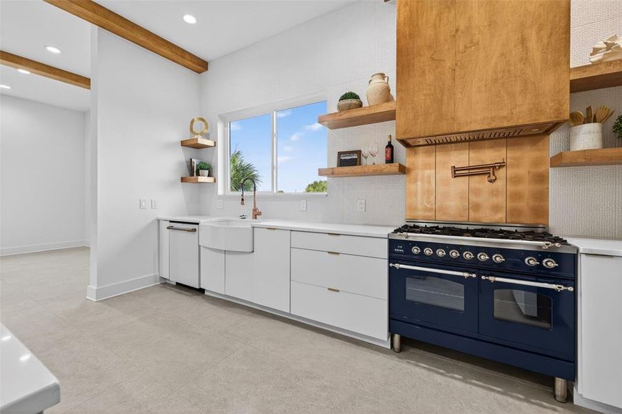 Furnished interior view inside a new home in , Belleair Beach (Image 19).