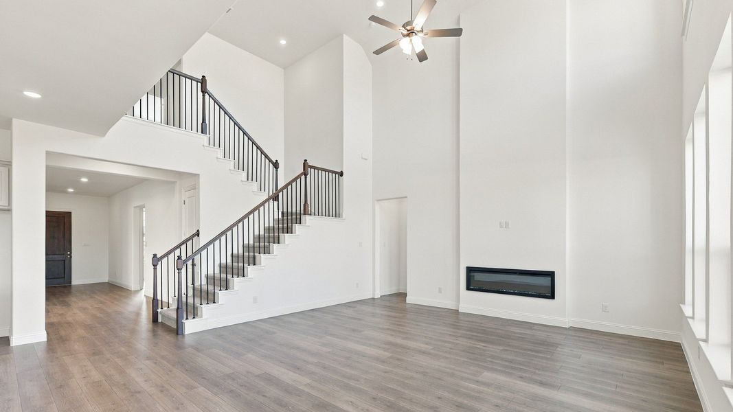 Furnished interior view inside a new home in Green Meadows Classic, Celina (Image 39).