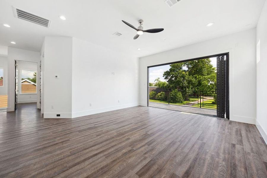 Spacious, unfurnished interior of a new home in , Houston (Image 22). Spacious, unfurnished interior of a new home in , Houston (Image 22).