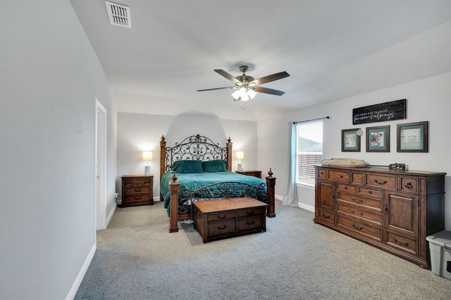 Furnished interior view inside a new home in The Parks of Alvarado, Alvarado (Image 15).