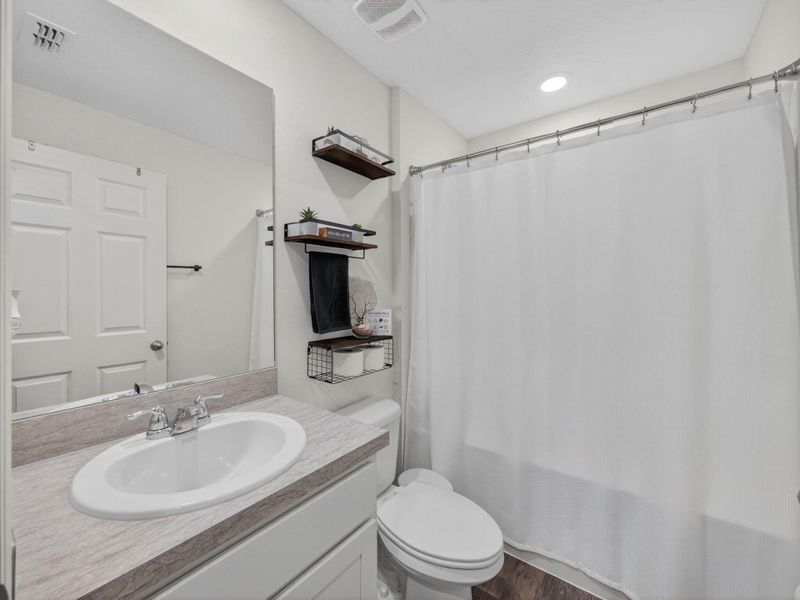 Furnished interior view inside a new home in , Port St. Lucie (Image 11).