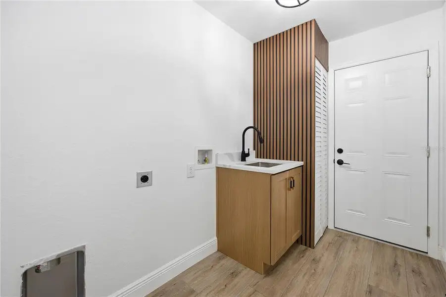 Furnished interior view inside a new home in , Ocala (Image 17).