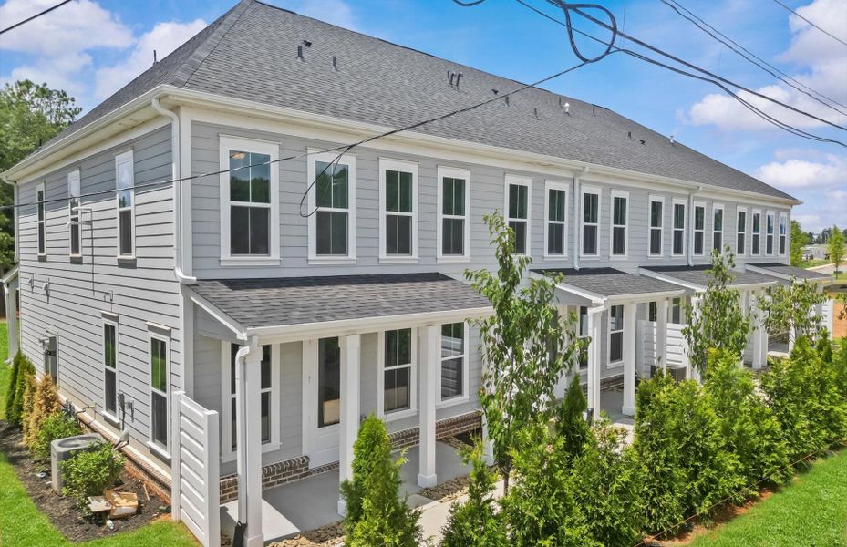 Front exterior of a home in the Alston Park community, located in Greenville, SC (Image 10). Front exterior of a home in the Alston Park community, located in Greenville, SC (Image 10).