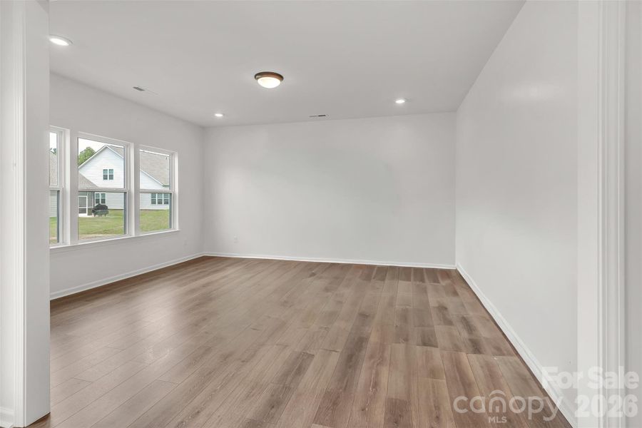 Spacious, unfurnished interior of a new home in Edgewater - The Links, Lancaster (Image 24).