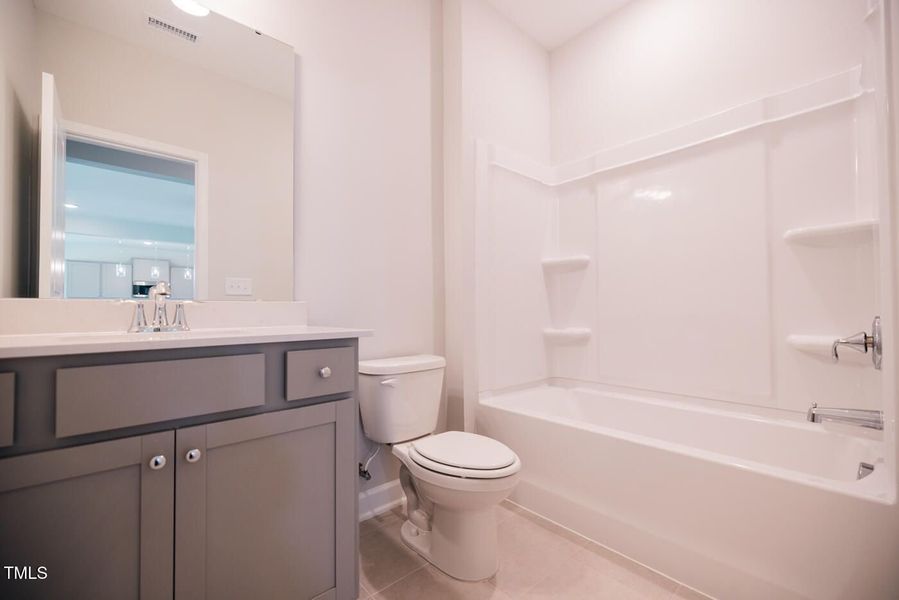 Furnished interior view inside a new home in Tobacco Road, Angier (Image 119). Furnished interior view inside a new home in Tobacco Road, Angier (Image 119).