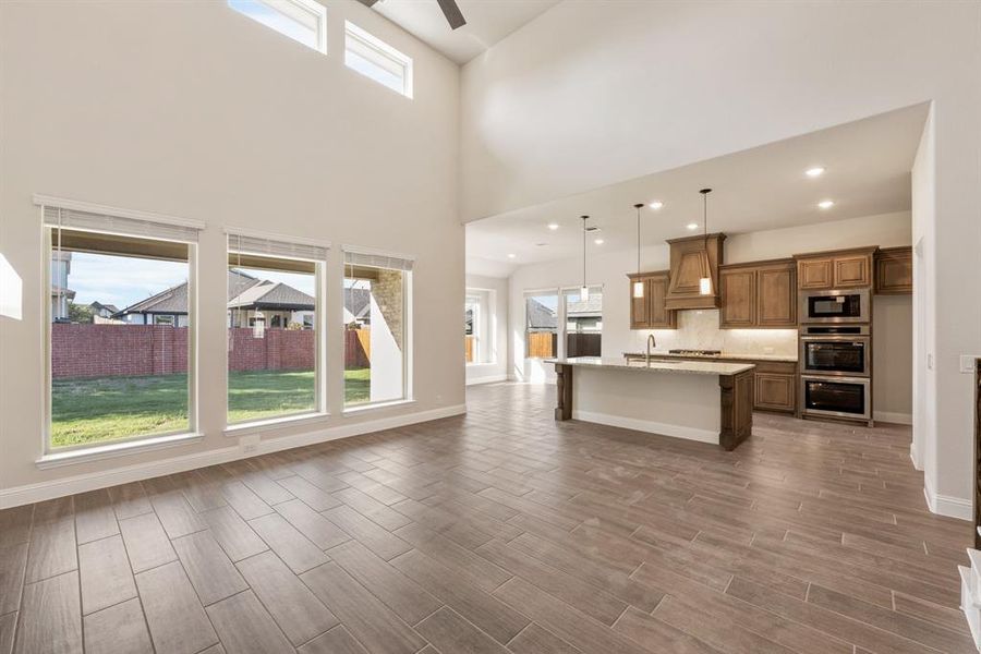 Spacious, unfurnished interior of a new home in The Enclave at Parks of Aledo, Aledo (Image 21). Spacious, unfurnished interior of a new home in The Enclave at Parks of Aledo, Aledo (Image 21).