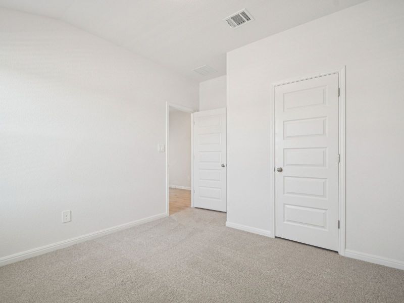 Spacious, unfurnished interior of a new home in Lakeside Meadows, Pflugerville (Image 10).