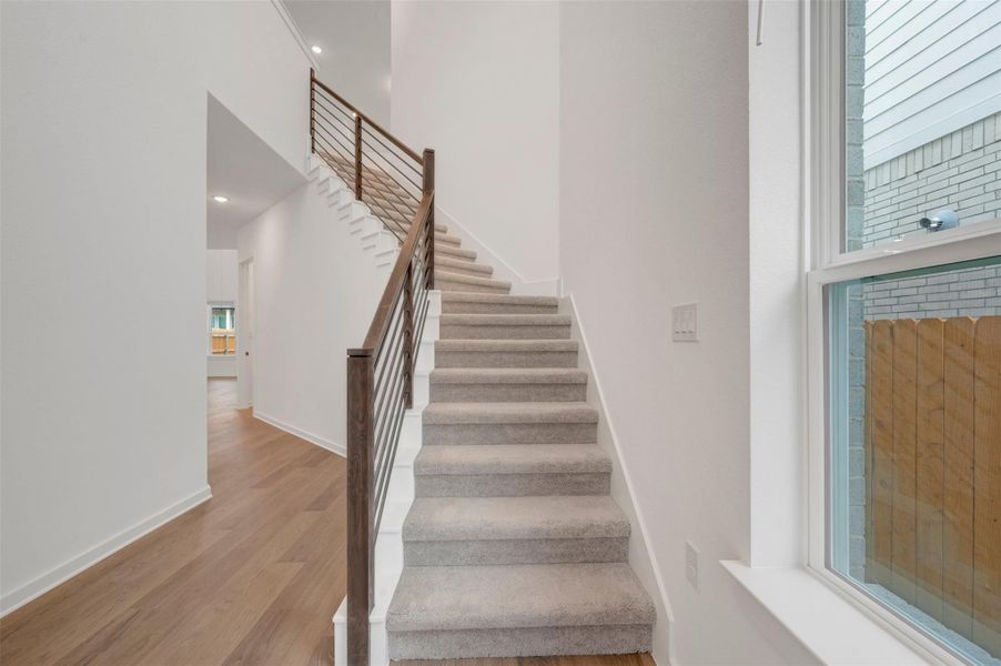 Spacious, unfurnished interior of a new home in Estancia West, Manchaca (Image 34).