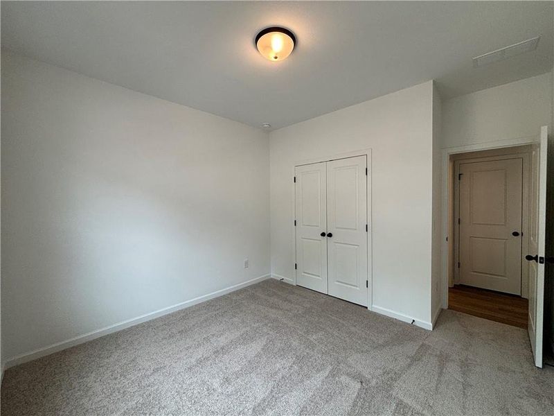 Spacious, unfurnished interior of a new home in Arbors at Richland Creek, Buford (Image 24).