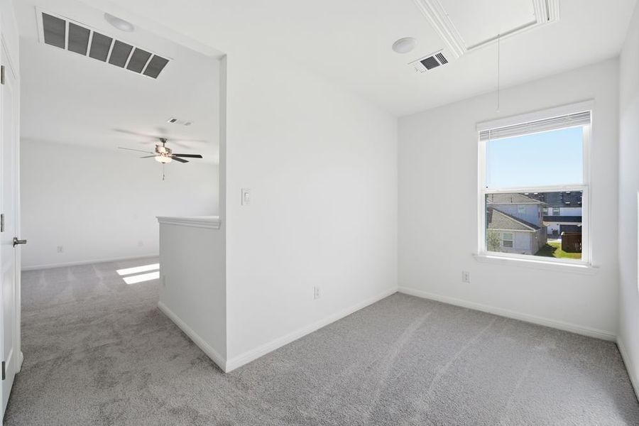 Spacious, unfurnished interior of a new home in Emory Crossing 50s, Hutto (Image 17).