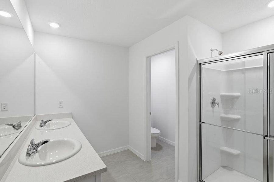 Furnished interior view inside a new home in Waterstone, Groveland (Image 6).