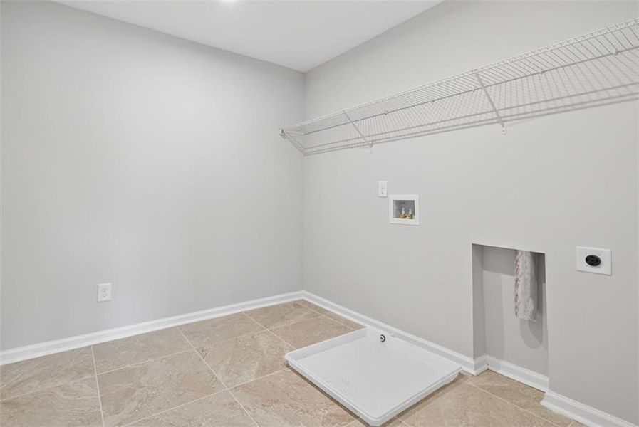Spacious, unfurnished interior of a new home in Hamilton Place, Cartersville (Image 24).