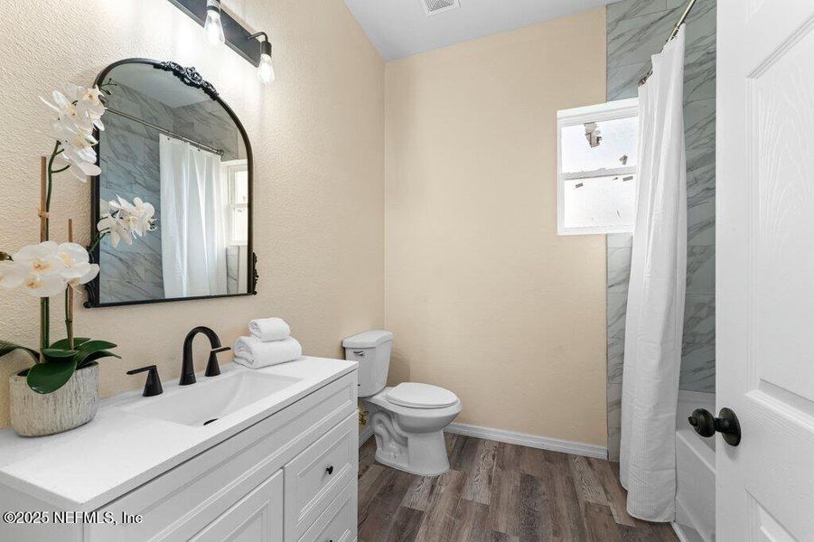 Furnished interior view inside a new home in , Jacksonville (Image 38).