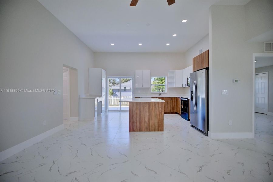 Furnished interior view inside a new home in , Avon Park (Image 8).