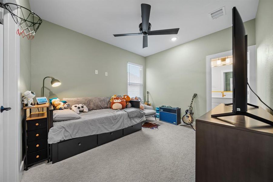 Furnished interior view inside a new home in , Prosper (Image 7).