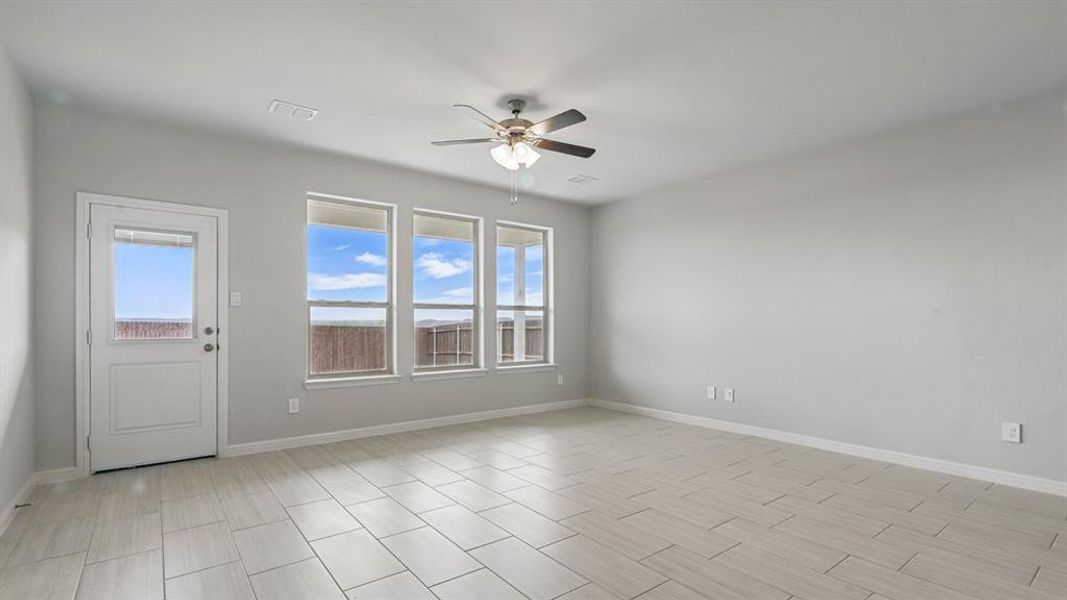 Spacious, unfurnished interior of a new home in Terra Trace, Fort Worth (Image 33).