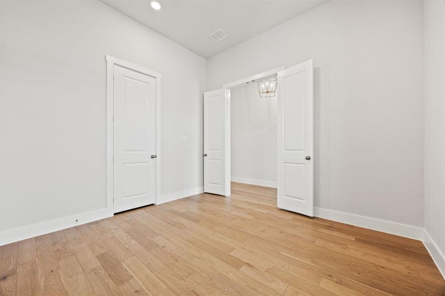 Spacious, unfurnished interior of a new home in Chatham Reserve, Krugerville (Image 13).