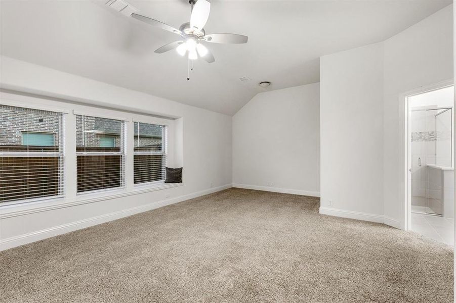 Spacious, unfurnished interior of a new home in , Little Elm (Image 29). Spacious, unfurnished interior of a new home in , Little Elm (Image 29).