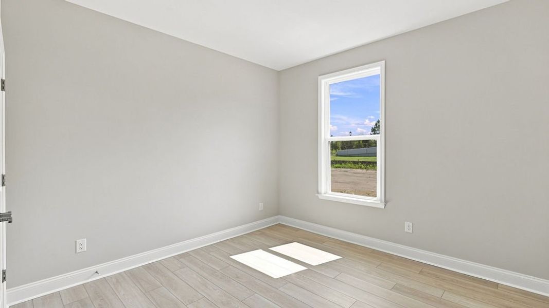 Spacious, unfurnished interior of a new home in Sun City Hilton Head, Bluffton (Image 32).