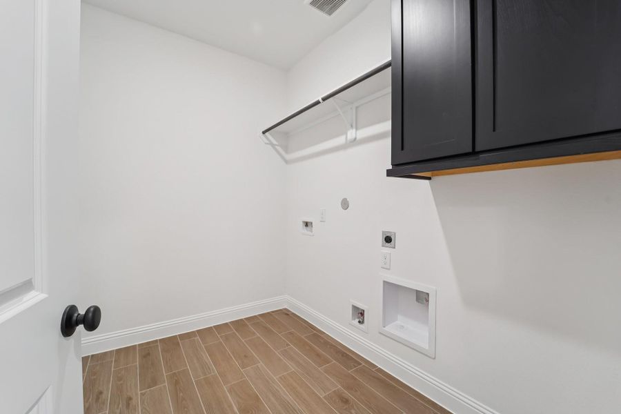 Spacious, unfurnished interior of a new home in Evergreen 55', Conroe (Image 35).