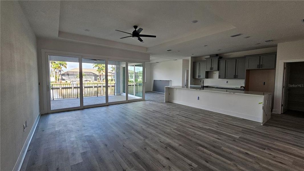 Spacious, unfurnished interior of a new home in , Port Charlotte (Image 16).