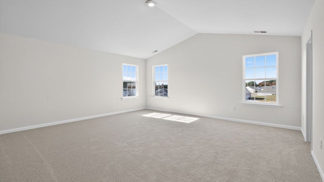 Spacious, unfurnished interior of a new home in Cambridge Park, Mebane (Image 19).