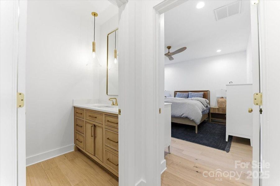 Bedroom #3 ensuite bath. Bedroom #3 ensuite bath.