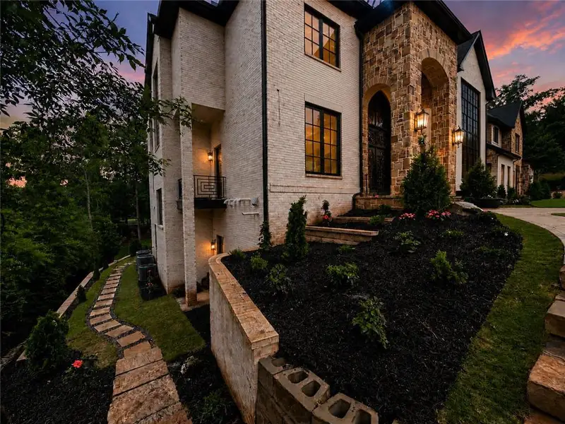 Exterior details and patio area of a home in , Alpharetta (Image 20).