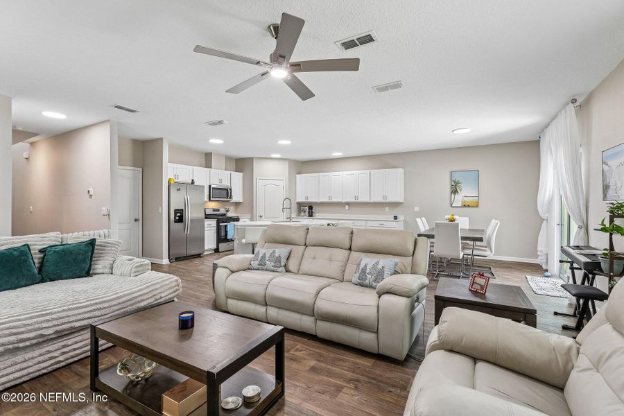 Furnished interior view inside a new home in , St. Augustine (Image 40).