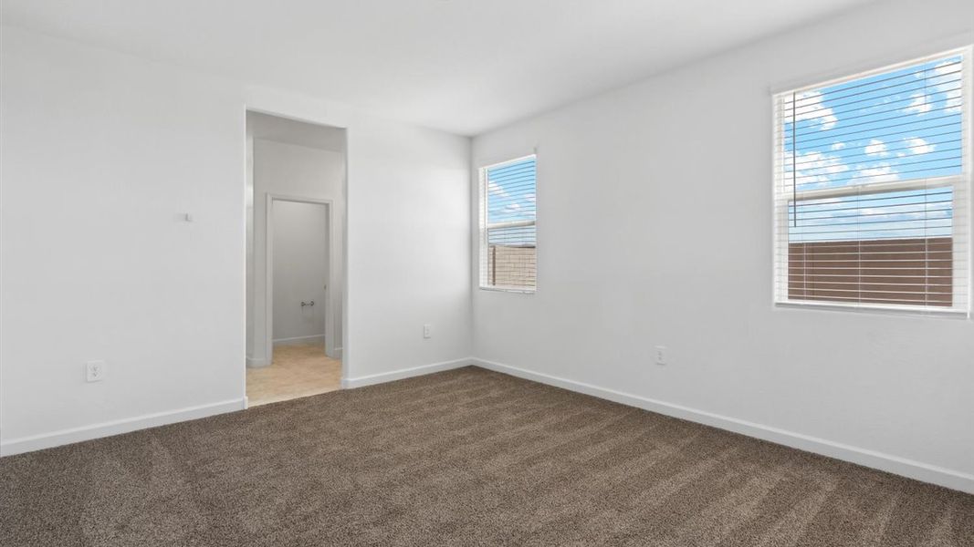 Spacious, unfurnished interior of a new home in Radiance at Superstition Vistas, Apache Junction (Image 16).