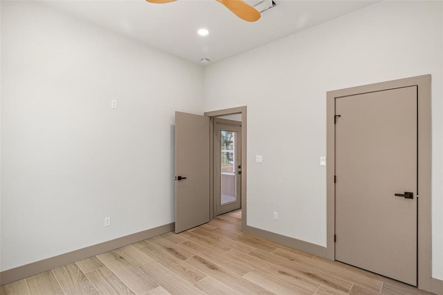 Spacious, unfurnished interior of a new home in , Joshua (Image 22).