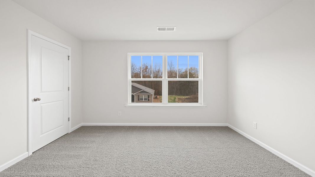 Spacious, unfurnished interior of a new home in Cedar Gap, Fountain Inn (Image 26).