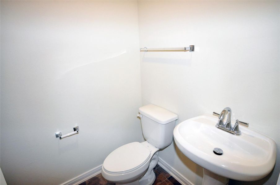 Full Bath in Garage 1