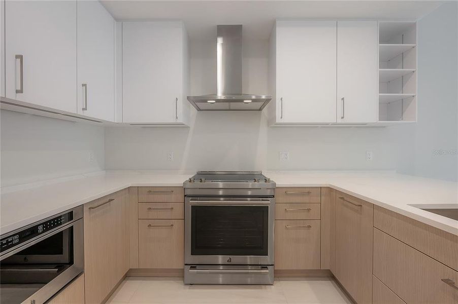 Furnished interior view inside a new home in , St. Petersburg (Image 13).