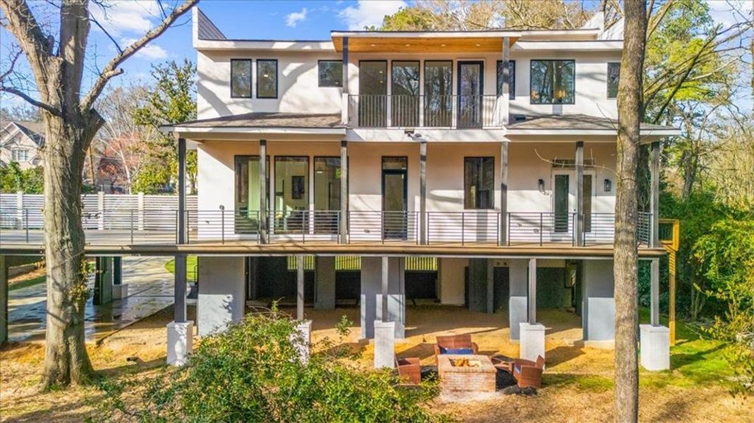 Image 89 of a home in .